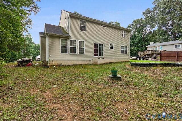 83 Albertson Ct, Ruther Glen, VA 22546