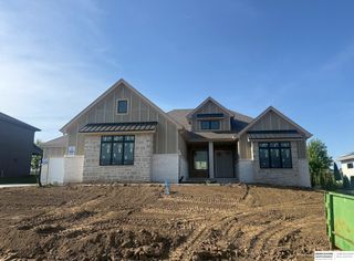 12363 Carpenter Street, Papillion, NE 68046