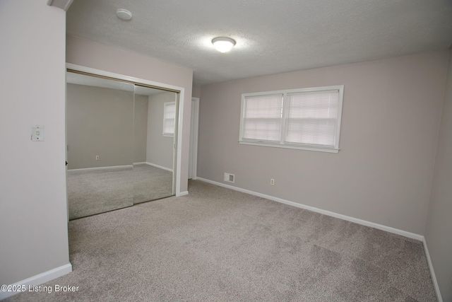 9323 Willowwood Way, Louisville, KY 40299