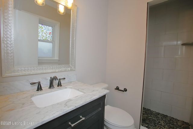 9323 Willowwood Way, Louisville, KY 40299