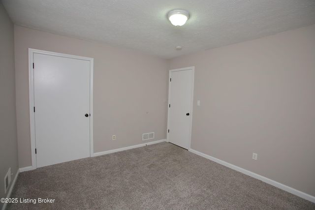 9323 Willowwood Way, Louisville, KY 40299