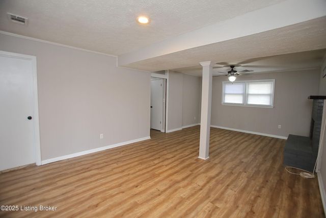 9323 Willowwood Way, Louisville, KY 40299