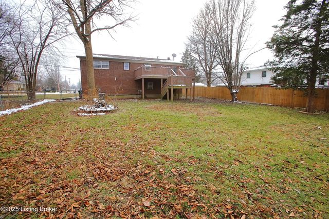 9323 Willowwood Way, Louisville, KY 40299