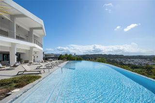 Monte Azul 193, Guaynabo, PR 00969