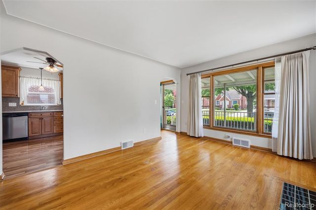 1304 N Vernon Street, Dearborn, MI 48128