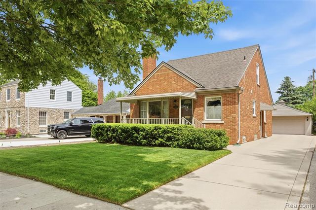 1304 N Vernon Street, Dearborn, MI 48128