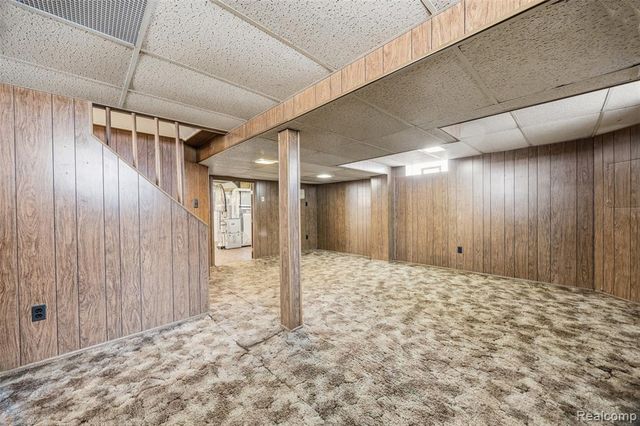 1304 N Vernon Street, Dearborn, MI 48128