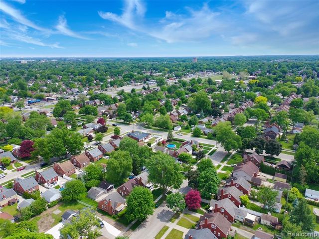 1304 N Vernon Street, Dearborn, MI 48128