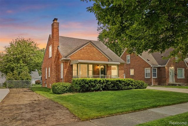 1304 N Vernon Street, Dearborn, MI 48128