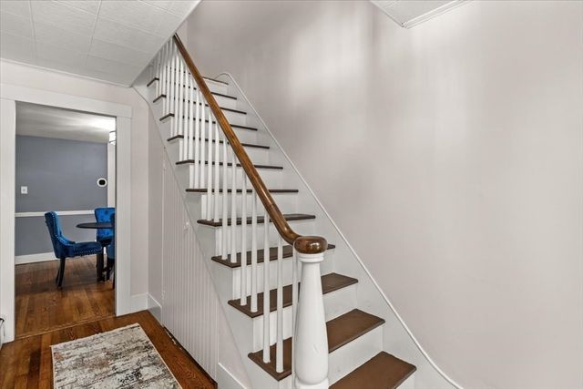 369 Village St, Medway, MA 02053