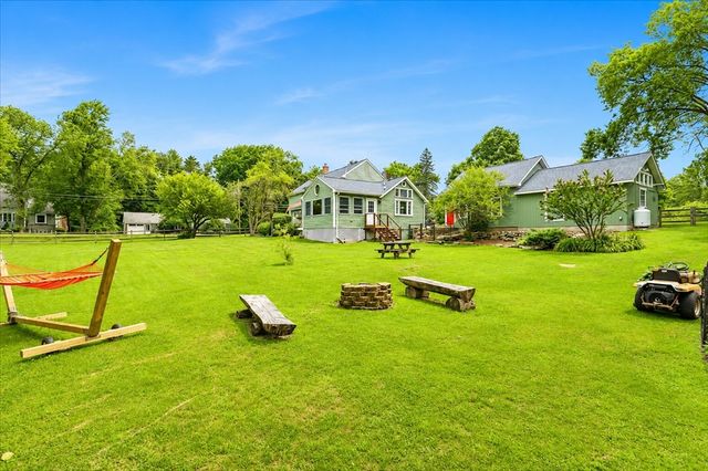 369 Village St, Medway, MA 02053