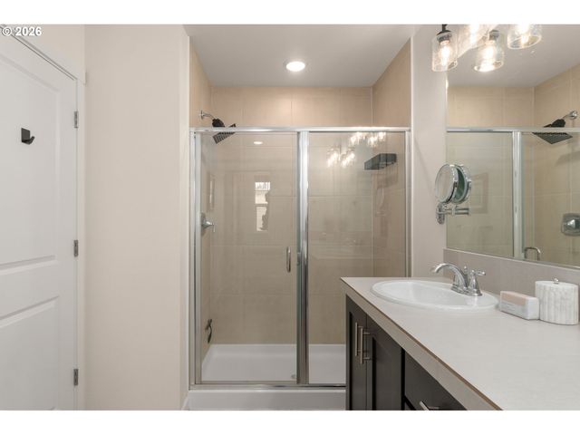 18240 Sw BARROWS Rd, Beaverton, OR 97007