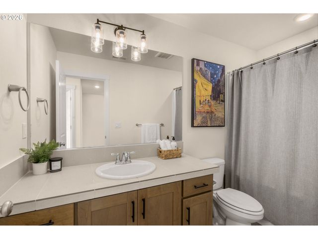 18240 Sw BARROWS Rd, Beaverton, OR 97007