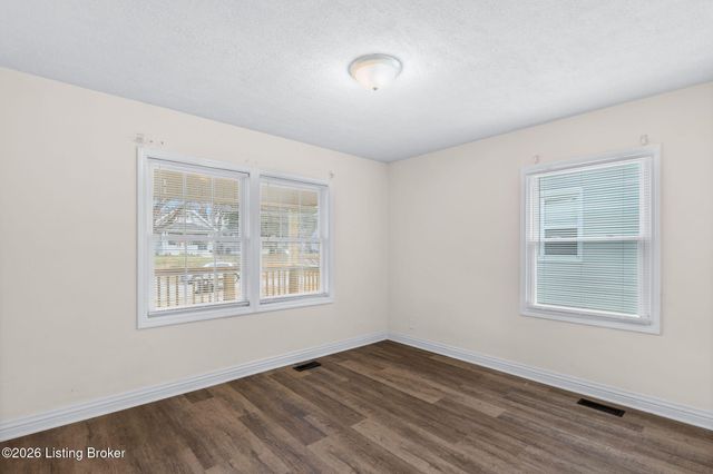 1116 Euclid Ave, Louisville, KY 40208