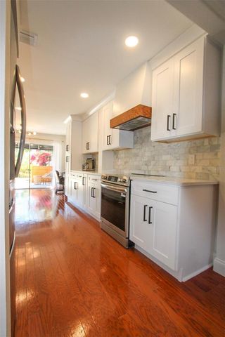 4518 W GRAY STREET, Tampa, FL 33609