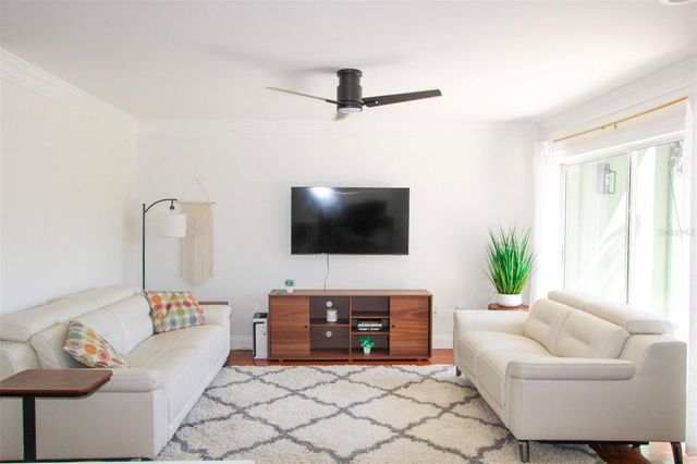 4518 W GRAY STREET, Tampa, FL 33609