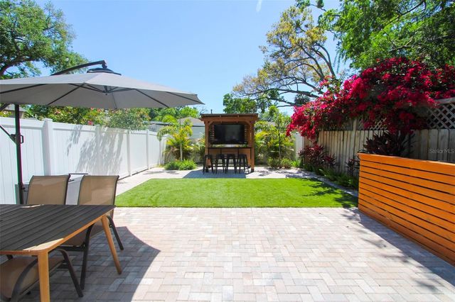 4518 W GRAY STREET, Tampa, FL 33609