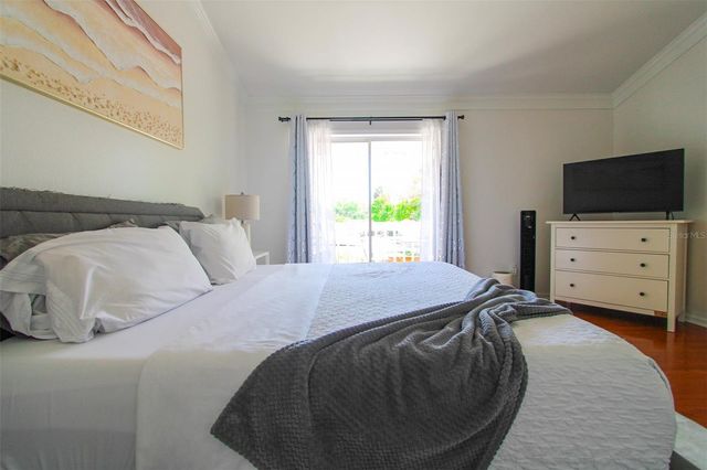 4518 W GRAY STREET, Tampa, FL 33609