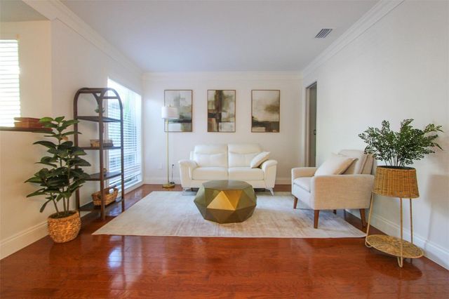 4518 W GRAY STREET, Tampa, FL 33609