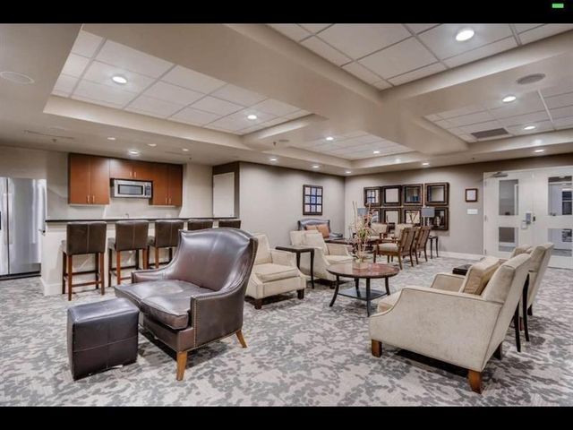565 Peachtree Street NE 1104, Atlanta, GA 30308