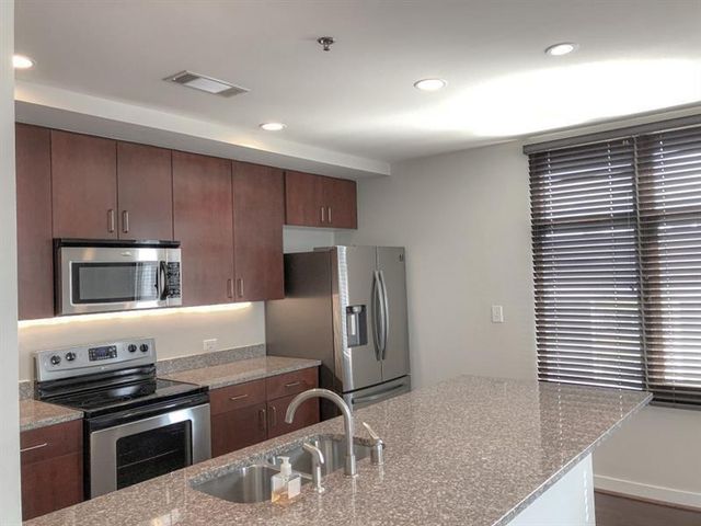 565 Peachtree Street NE 1104, Atlanta, GA 30308