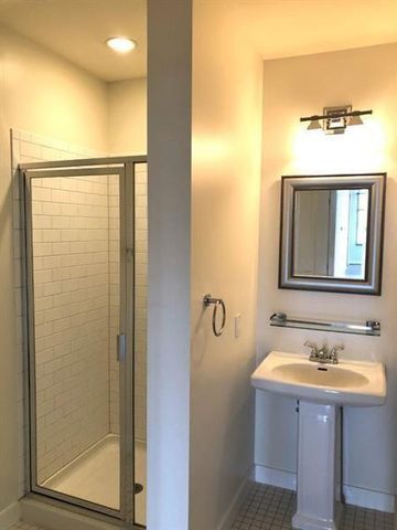 565 Peachtree Street NE 1104, Atlanta, GA 30308