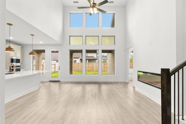 326 Texoma Plains Drive, Conroe, TX 77304