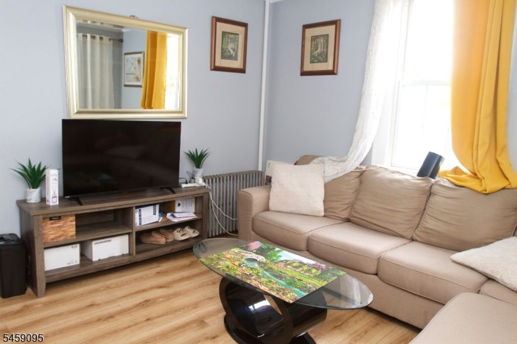 1802 Clinton St, Linden City, NJ 07036 — photo 2