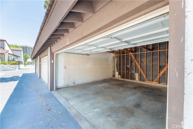 6275 Canoga 61, Woodland Hills, CA 91367