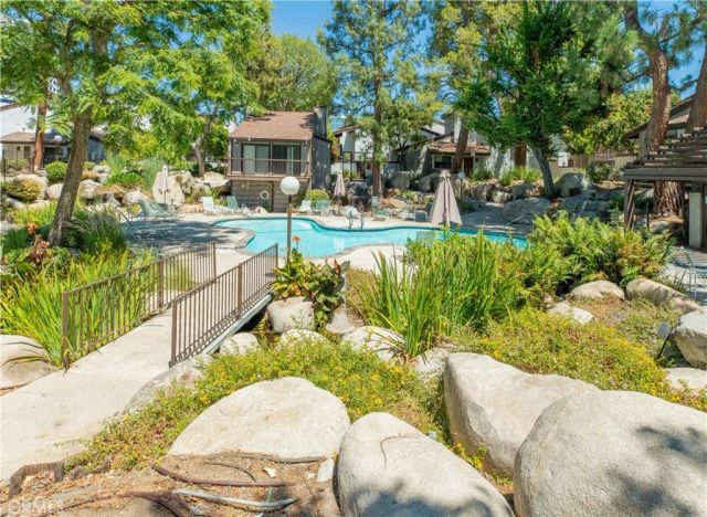 6275 Canoga 61, Woodland Hills, CA 91367