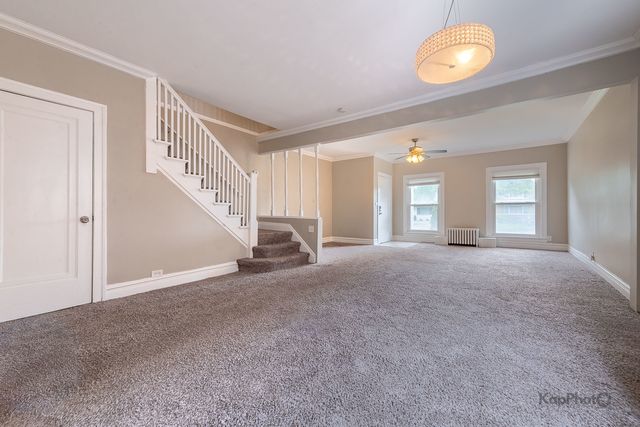 818 N La Grange Road, La Grange Park, IL 60526