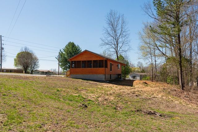 1100 Tanasi Trl, Cookeville, TN 38506