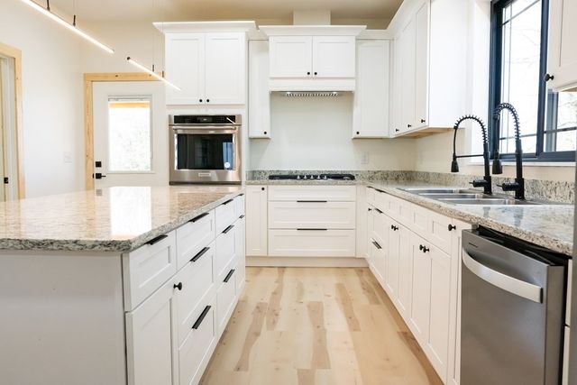 1100 Tanasi Trl, Cookeville, TN 38506