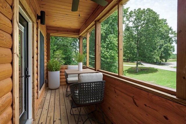 1100 Tanasi Trl, Cookeville, TN 38506