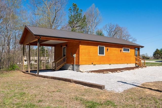 1100 Tanasi Trl, Cookeville, TN 38506