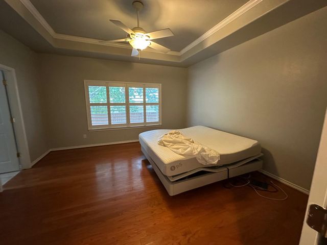 411 Stewart ST, Marble Falls, TX 78654