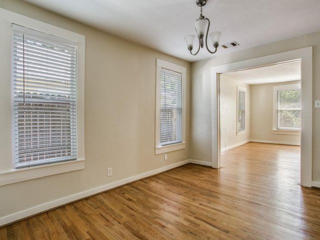 617 N Windomere Avenue, Dallas, TX 75208