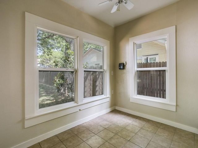 617 N Windomere Avenue, Dallas, TX 75208