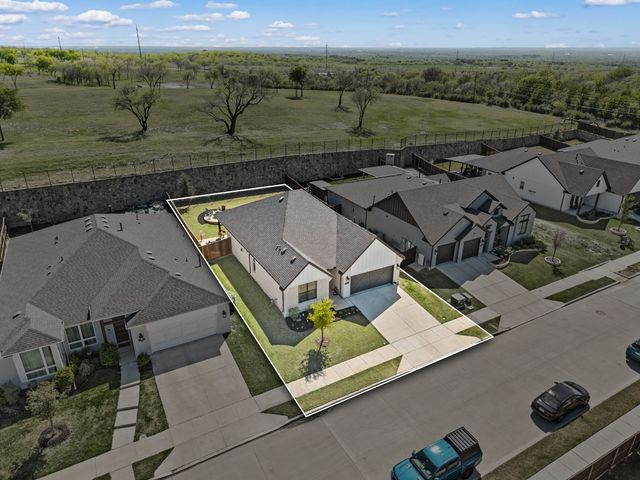 7153 Talon Drive, Fort Worth, TX 76179