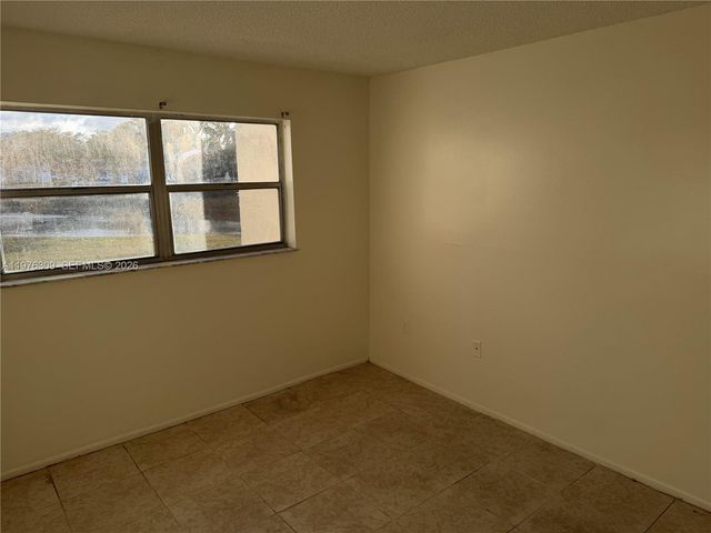 8100 Sunrise Lakes Blvd 108, Sunrise, FL 33322