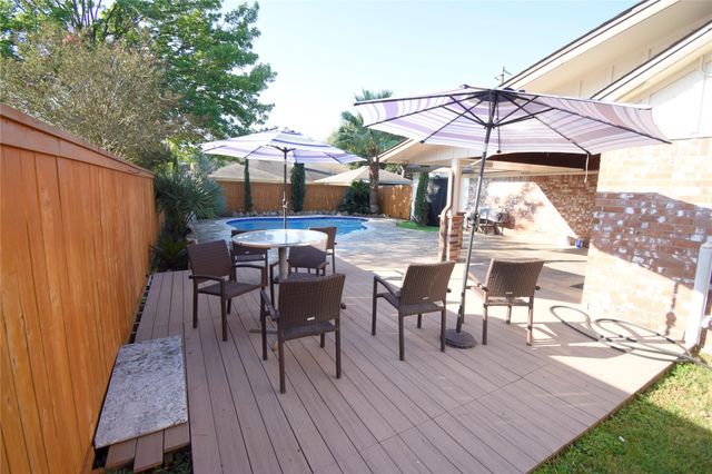 14302 Foxford Way, Houston, TX 77015
