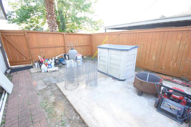 14302 Foxford Way, Houston, TX 77015