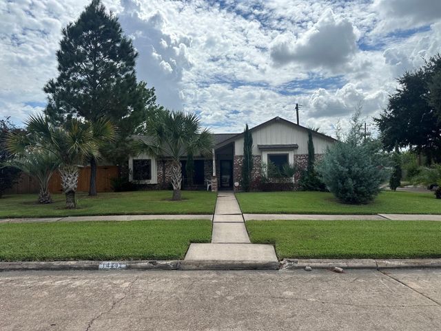 14302 Foxford Way, Houston, TX 77015