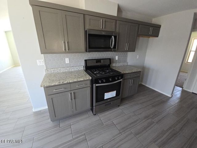 13837 FLORA VISTA Avenue, El Paso, TX 79928
