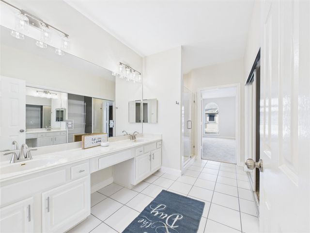 483 Mariners Drive, Kemah, TX 77565