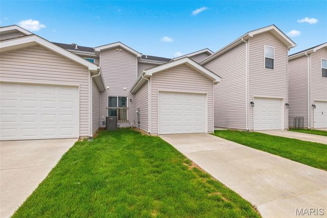 346 Fall Harvest Parkway, Wentzville, MO 63385
