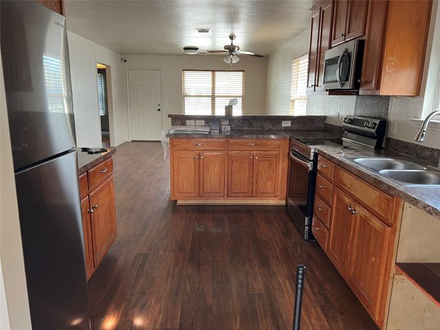 914 Irma Street, Fort Worth, TX 76104