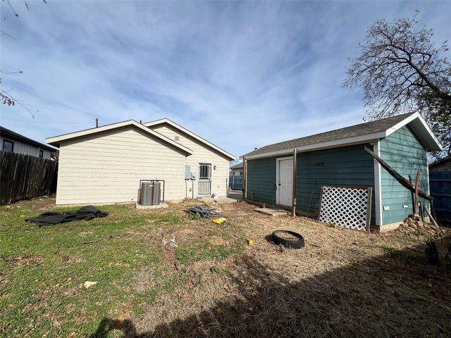 914 Irma Street, Fort Worth, TX 76104