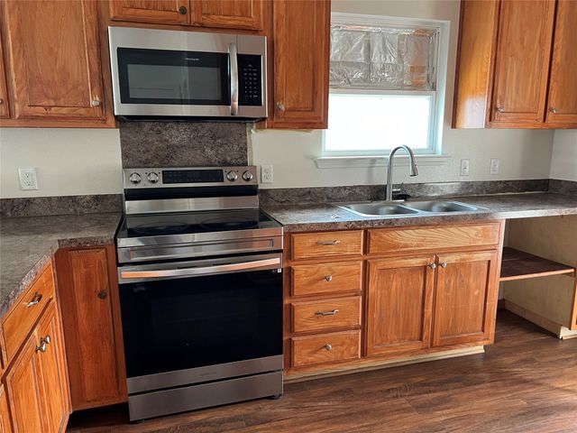 914 Irma Street, Fort Worth, TX 76104