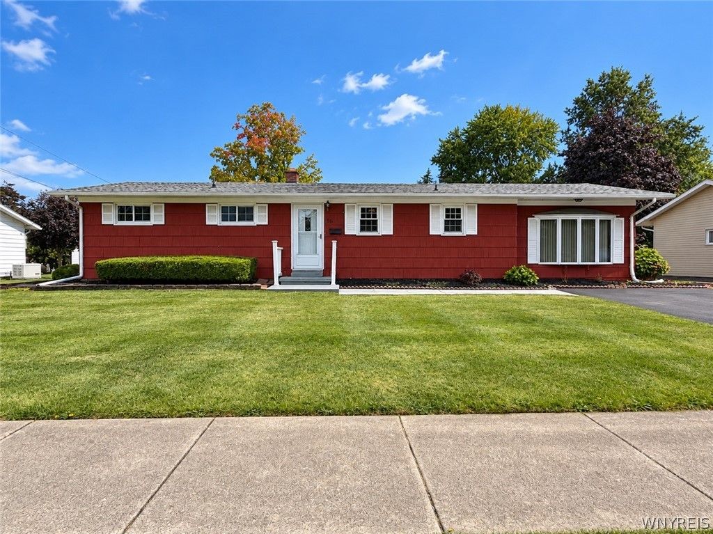566 Northfield Drive, Porter, NY 14174